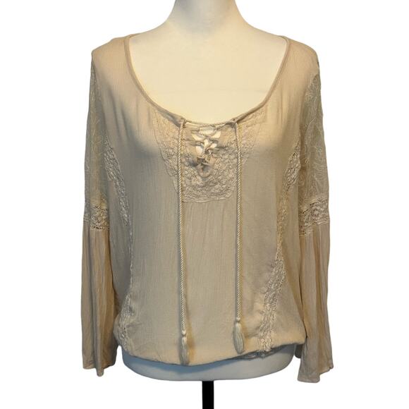 American Eagle Outfitters Bell Sleeve Top Off White Size Medium - Picture 1 of 4